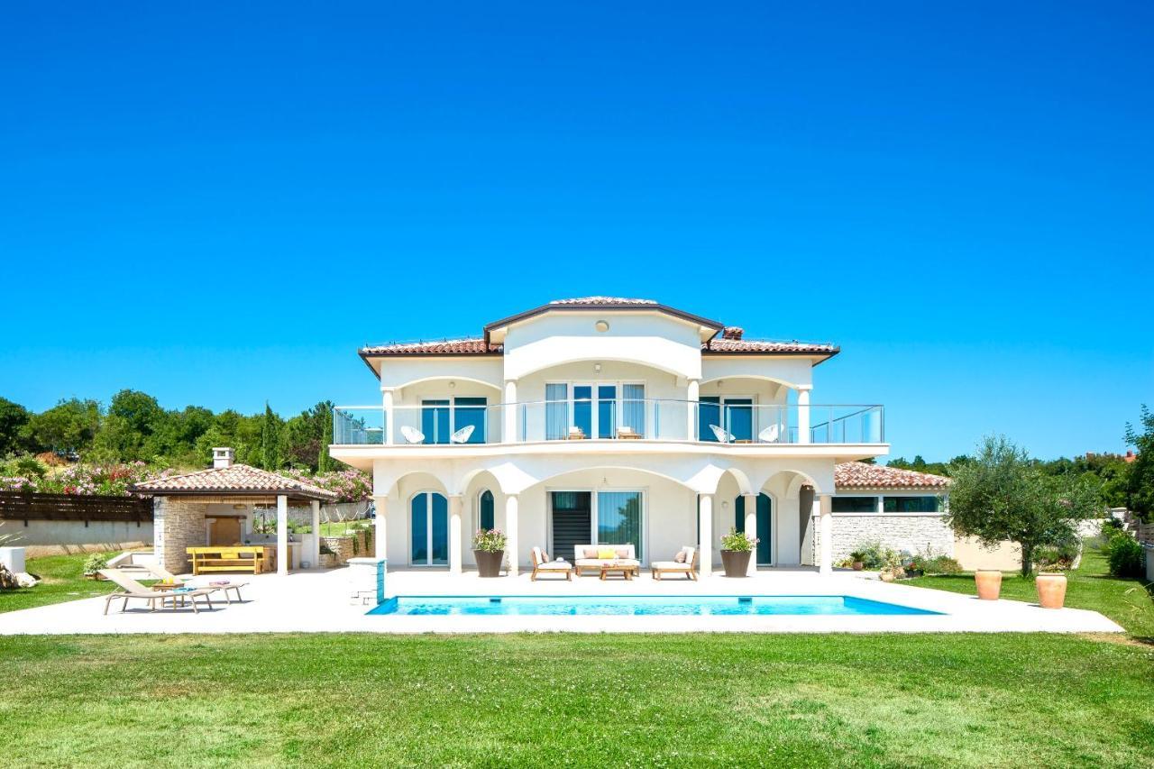 Luxury Panorama Vila With Amazing Seaview In Gondolici 7 Km From Rabac لابين المظهر الخارجي الصورة